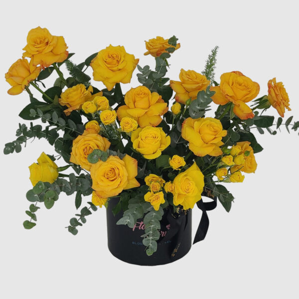 yellow-roses-in-box